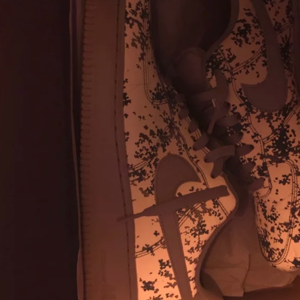 Air Force 1 ‘07 LV8 - Picture 3 of 3